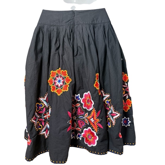 French Connection Black Twirl A-line Skirt Pleated Embroidered Vibrant Women’s 2 - Picture 7 of 8